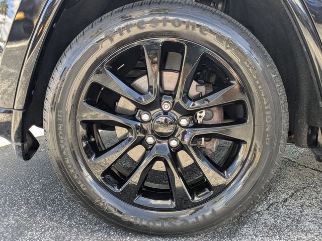 Used 2019 Jeep Grand Cherokee Altitude RWD image 31