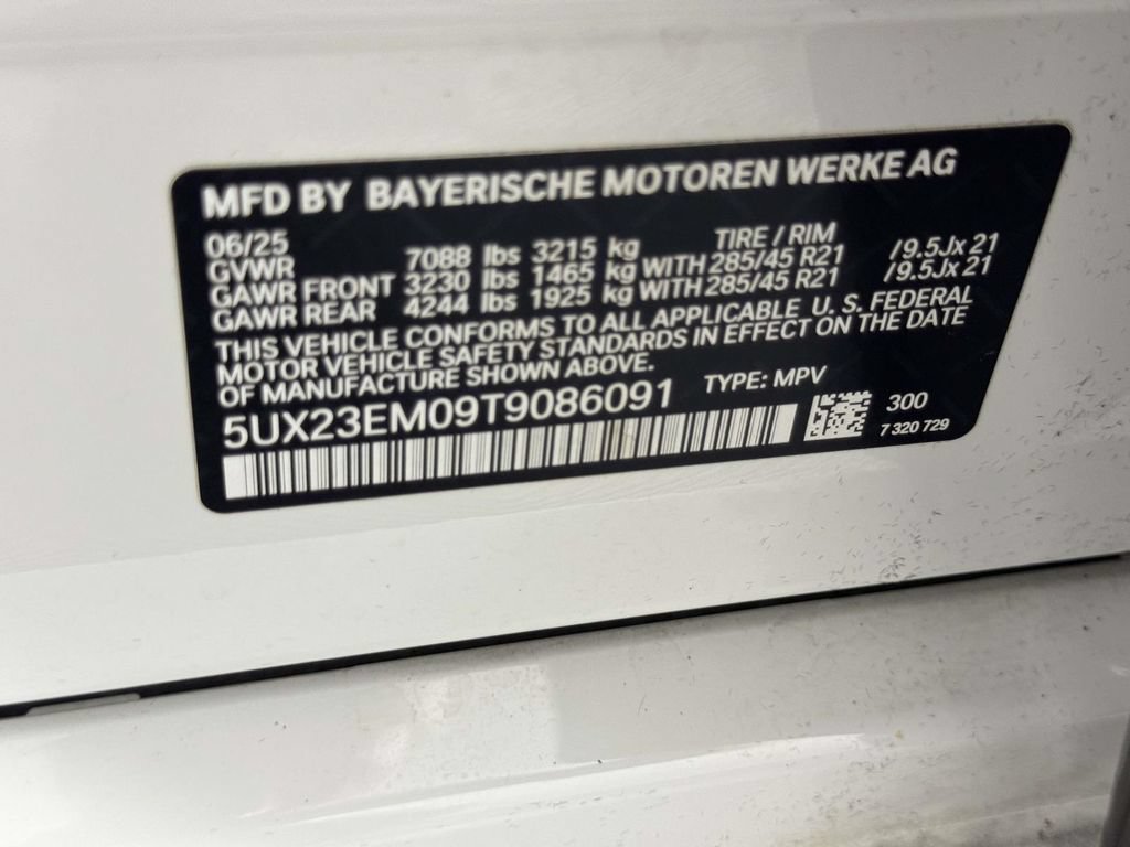 Used 2026 BMW X7 xDrive40i AWD/4WD image 16