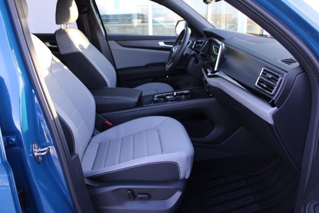 New 2026 Volkswagen Atlas Cross Sport SEL image 14