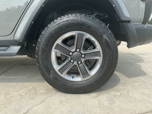 Used 2021 Jeep Wrangler Unlimited Sahara AWD/4WD image 27