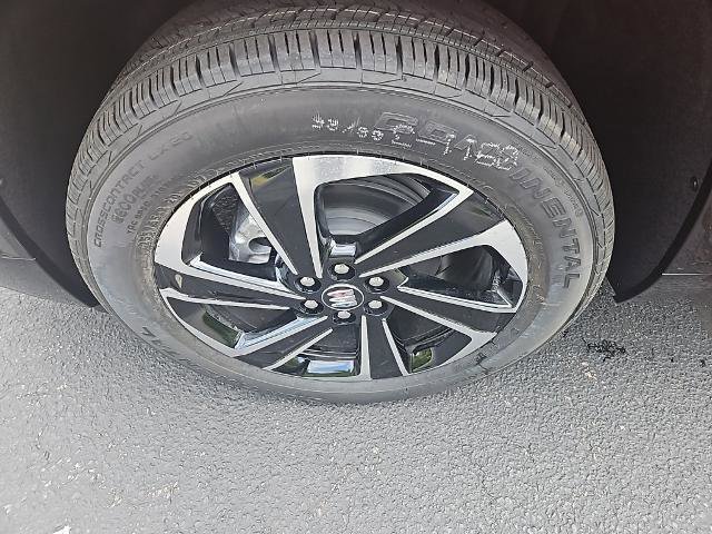 New 2026 Buick Enclave Sport Touring w/ Power Package image 8