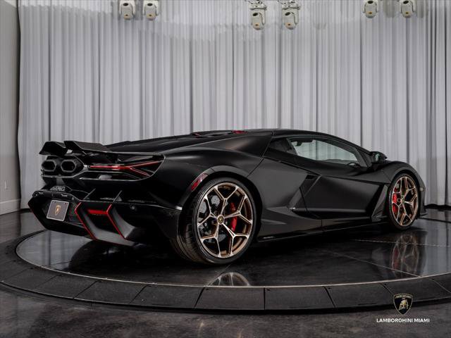 Used 2025 Lamborghini Revuelto AWD/4WD image 24