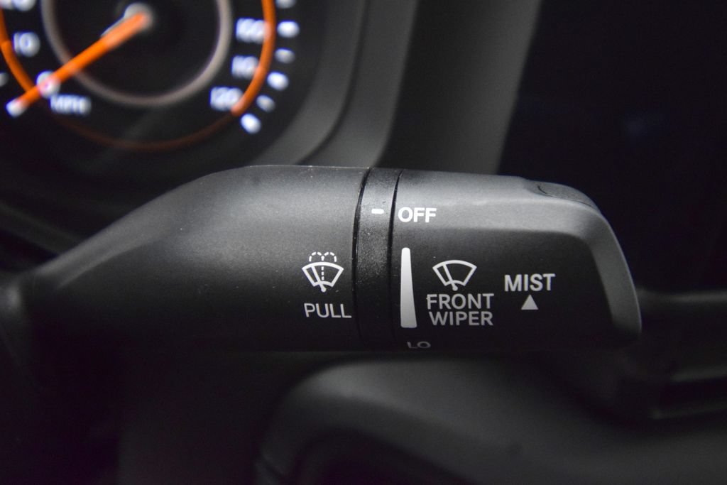 Used 2025 Jeep Gladiator Sport AWD/4WD image 40