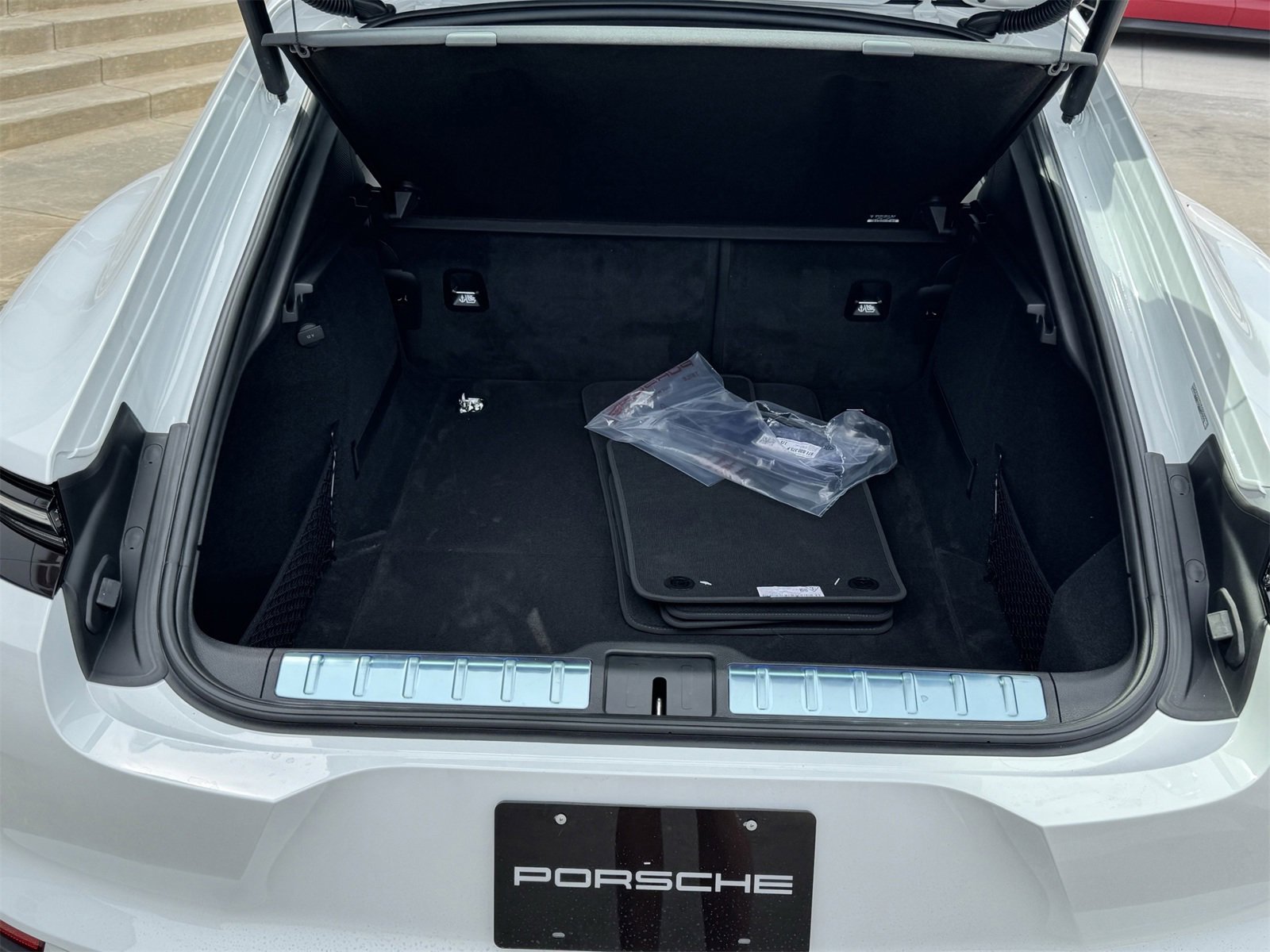 New 2025 Porsche Panamera 4 image 25