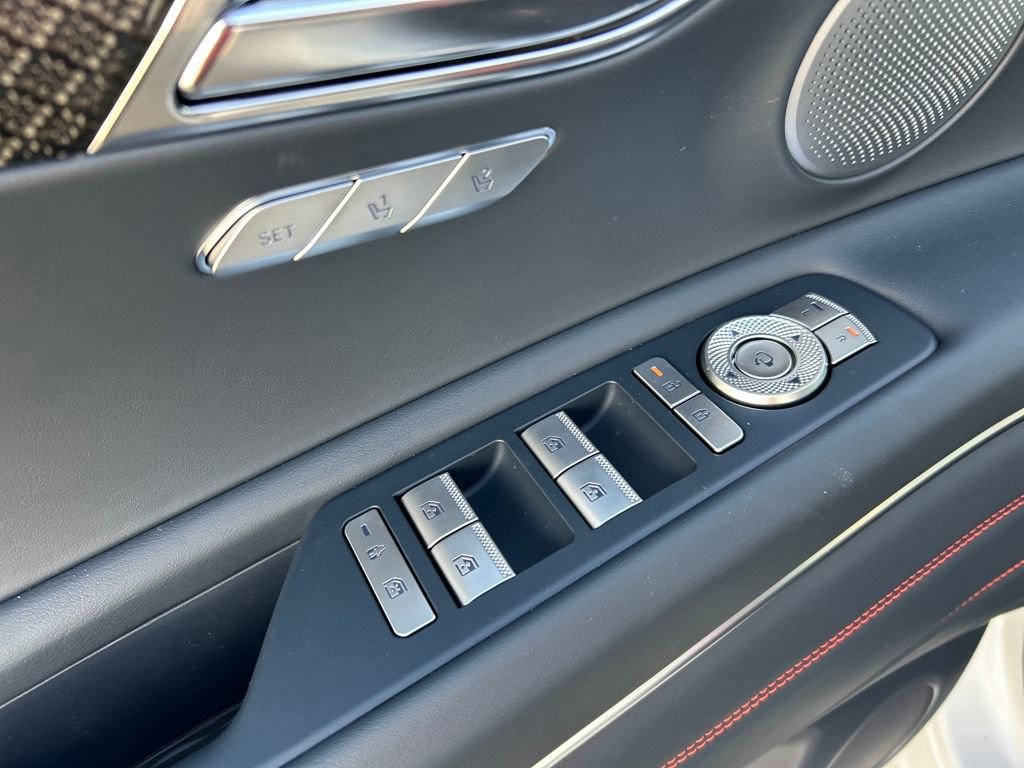 New 2026 Genesis GV80 3.5T e-SC image 14