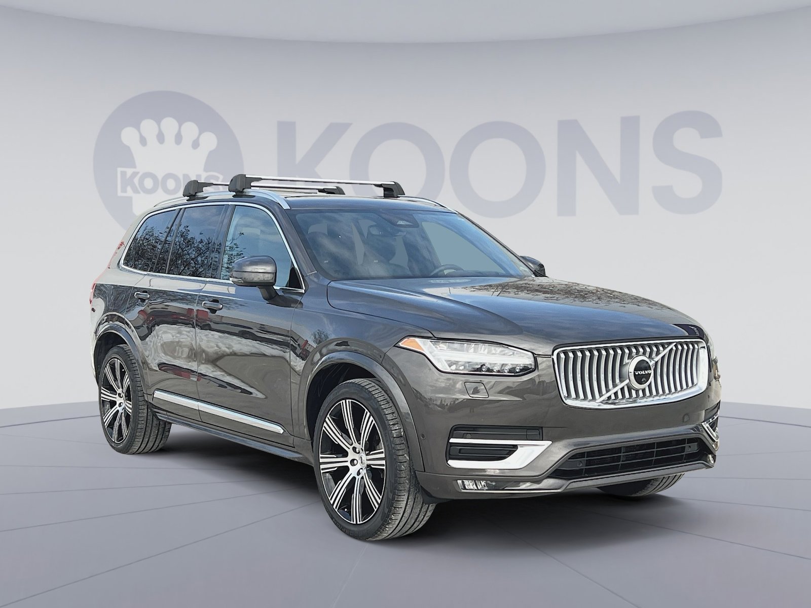 Used 2023 Volvo XC90 B6 Ultimate w/ Protection Package Premier image 10