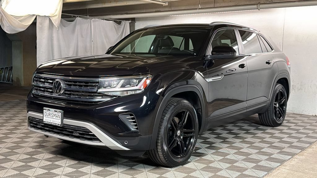 Used 2021 Volkswagen Atlas Cross Sport SE w/ Panoramic Sunroof Package AWD/4WD image 2