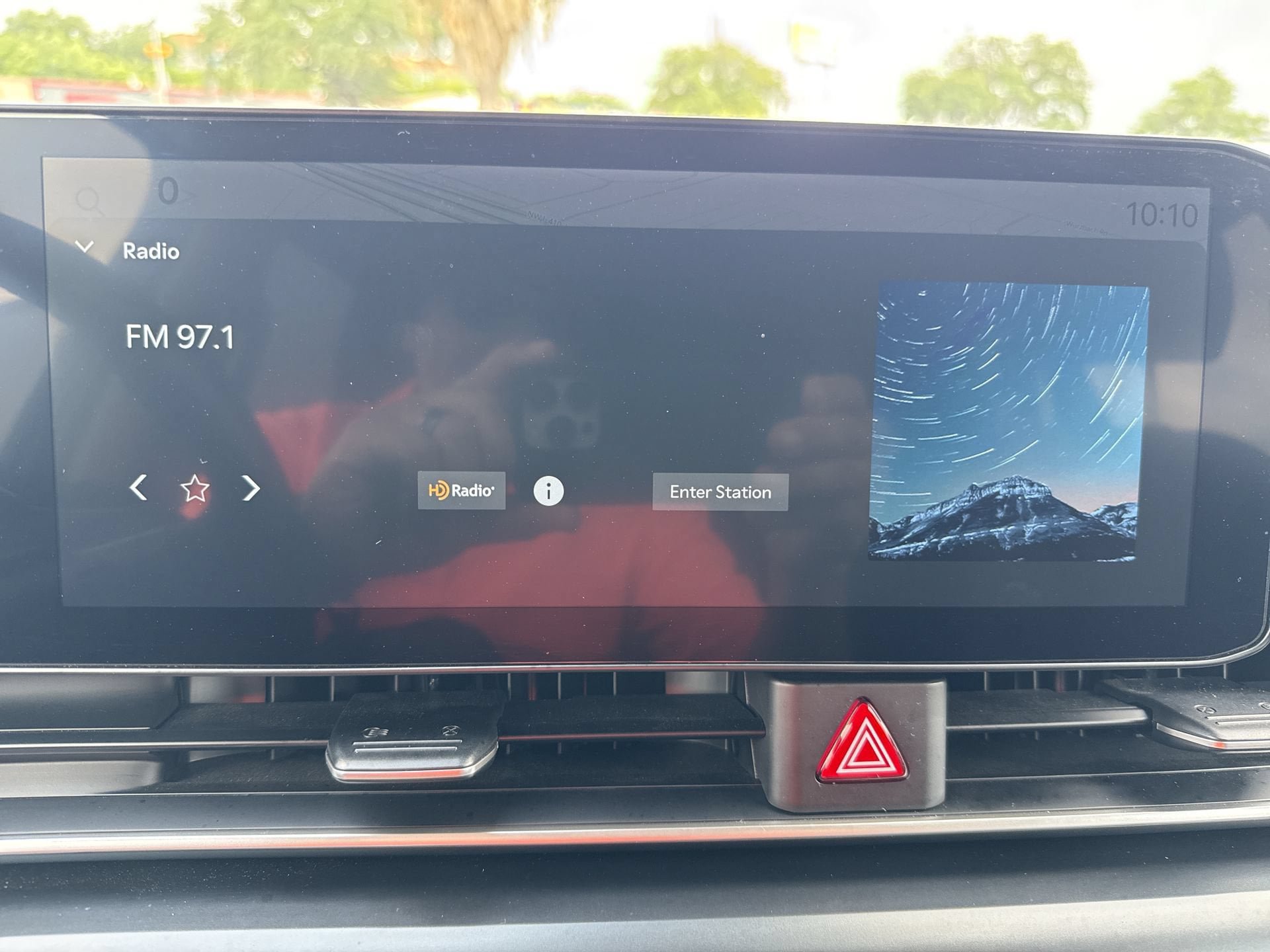 Used 2026 Kia Carnival FWD image 12