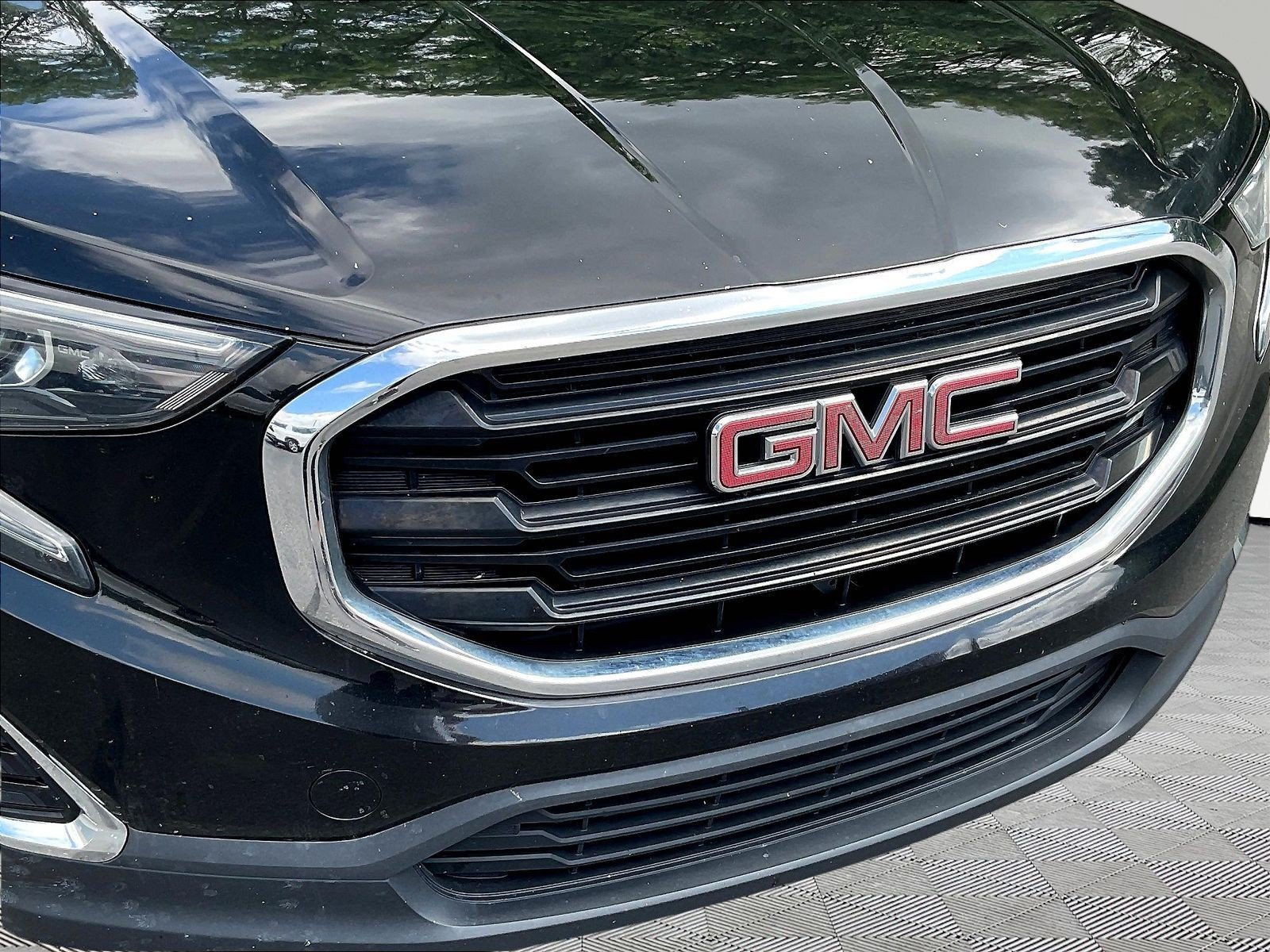 Used 2019 GMC Terrain SLE w/ Driver Convenience Package AWD/4WD image 31