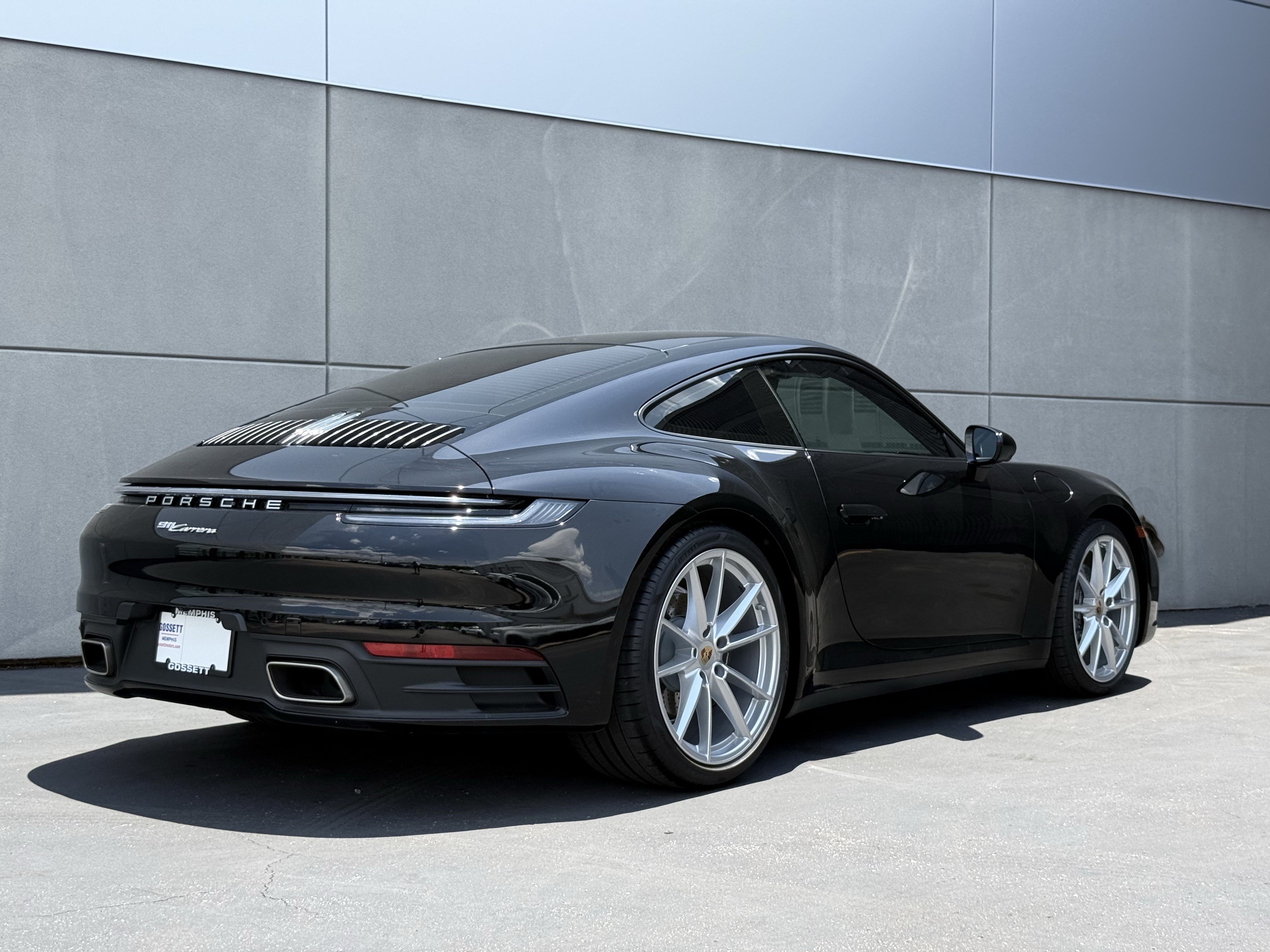 Used 2022 Porsche 911 Carrera RWD image 11