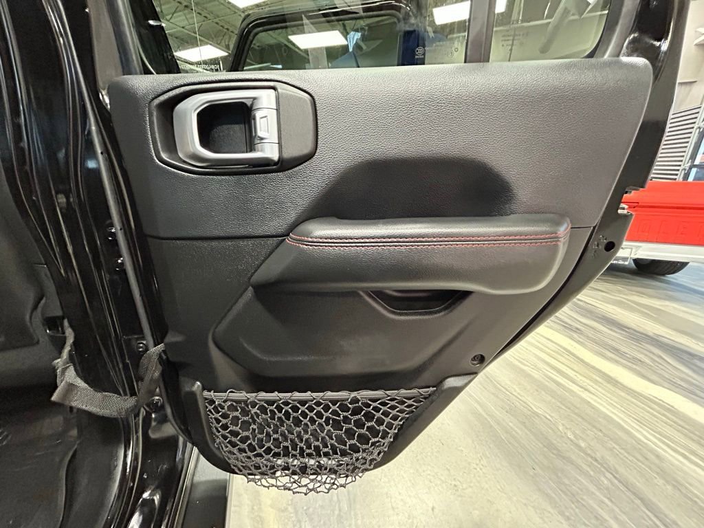 Used 2018 Jeep Wrangler Unlimited Rubicon image 43