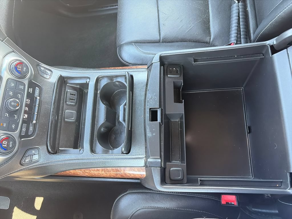 Used 2017 Chevrolet Tahoe Premier AWD/4WD image 29