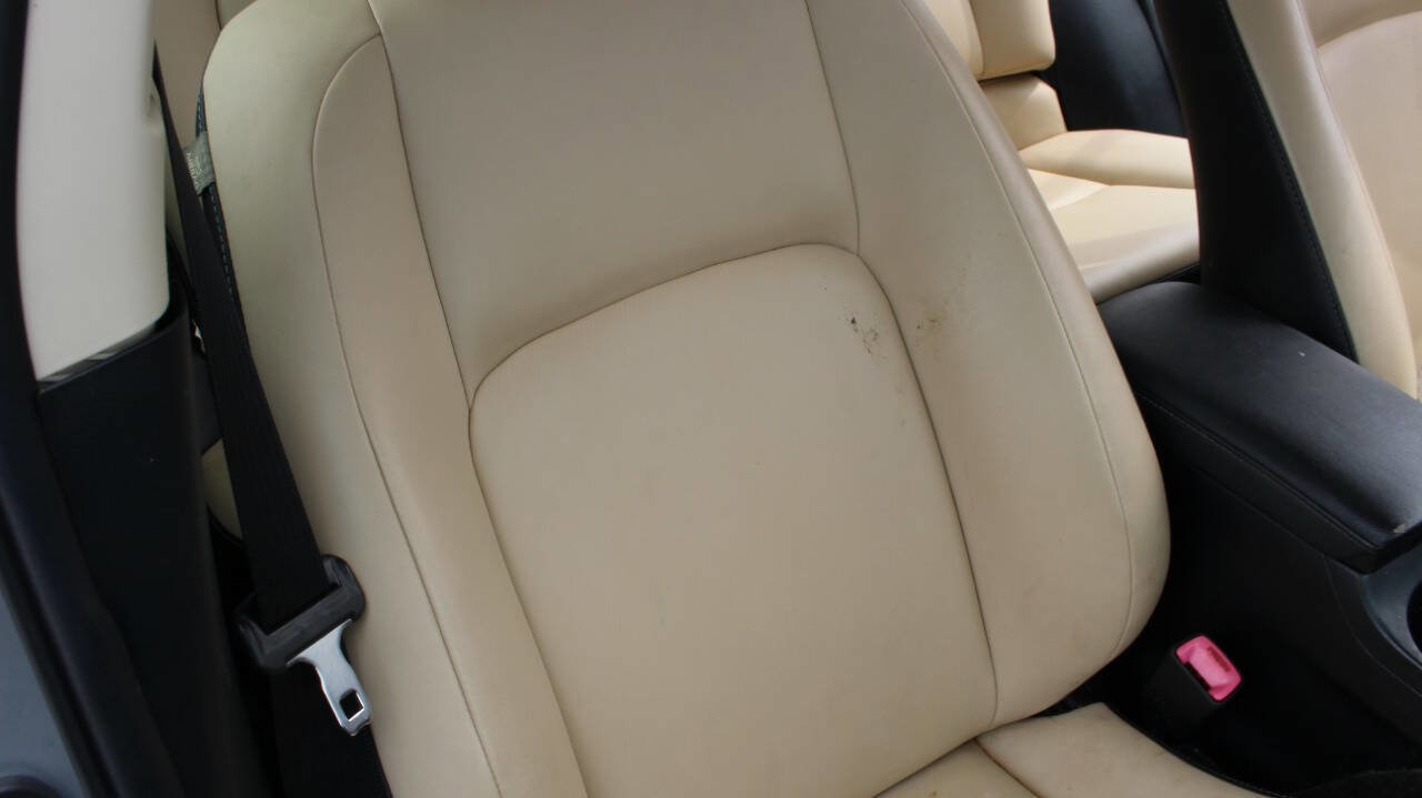 Used 2015 Lexus CT 200h image 18