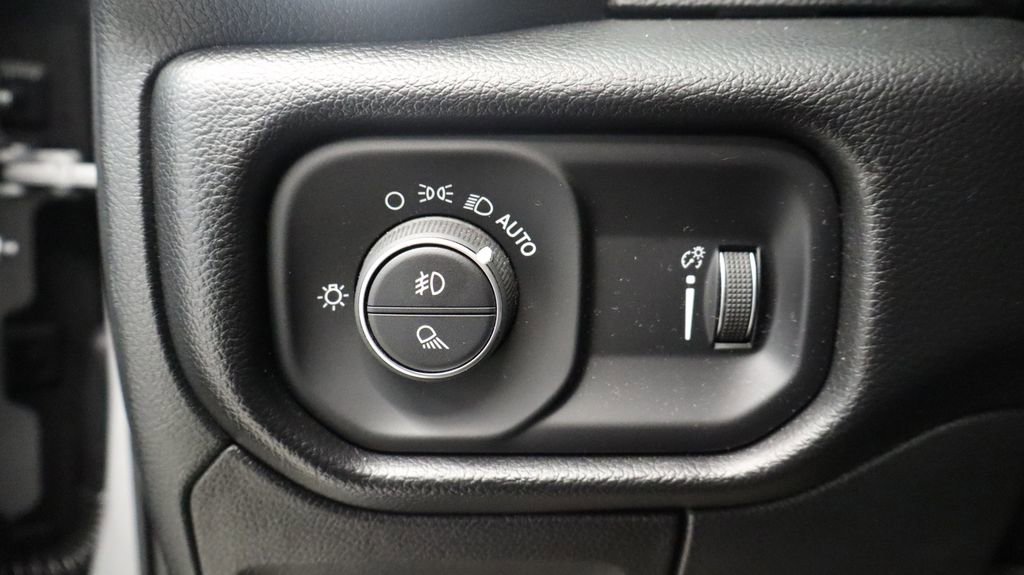 Certified 2022 RAM 1500 Big Horn image 31