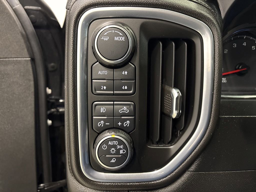 Used 2020 Chevrolet Silverado 1500 RST w/ Rally Edition image 26