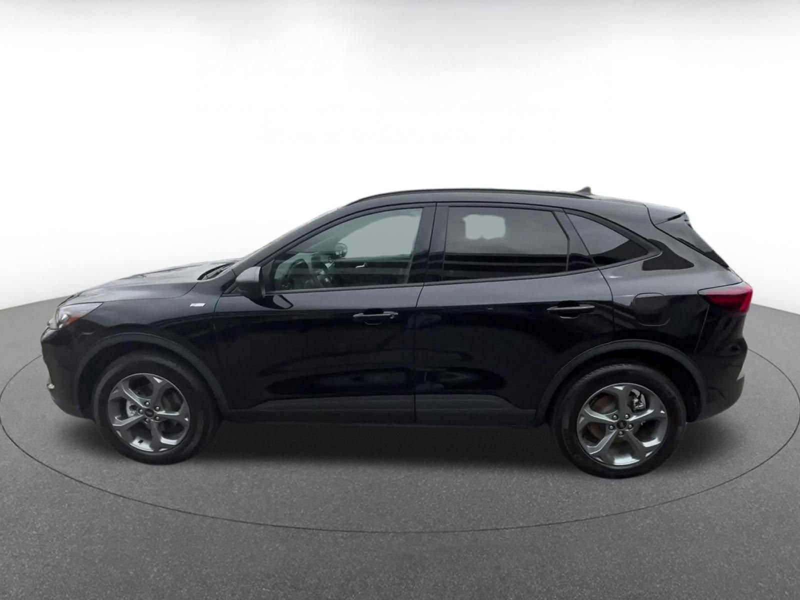 Used 2025 Ford Escape ST-Line AWD/4WD image 8