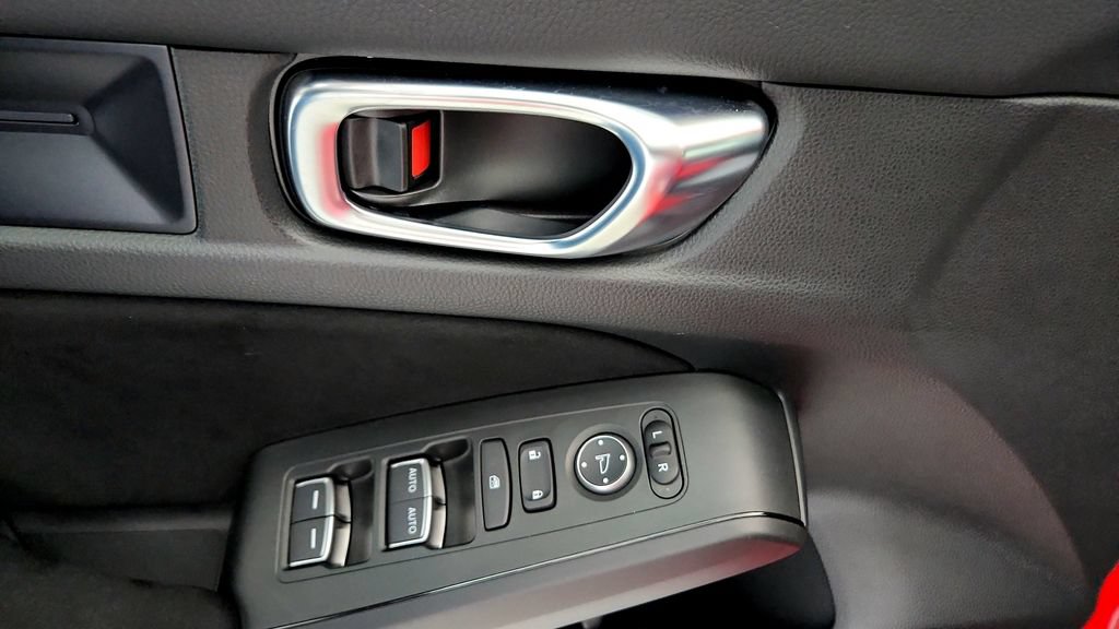 Used 2025 Honda Civic Type R image 23