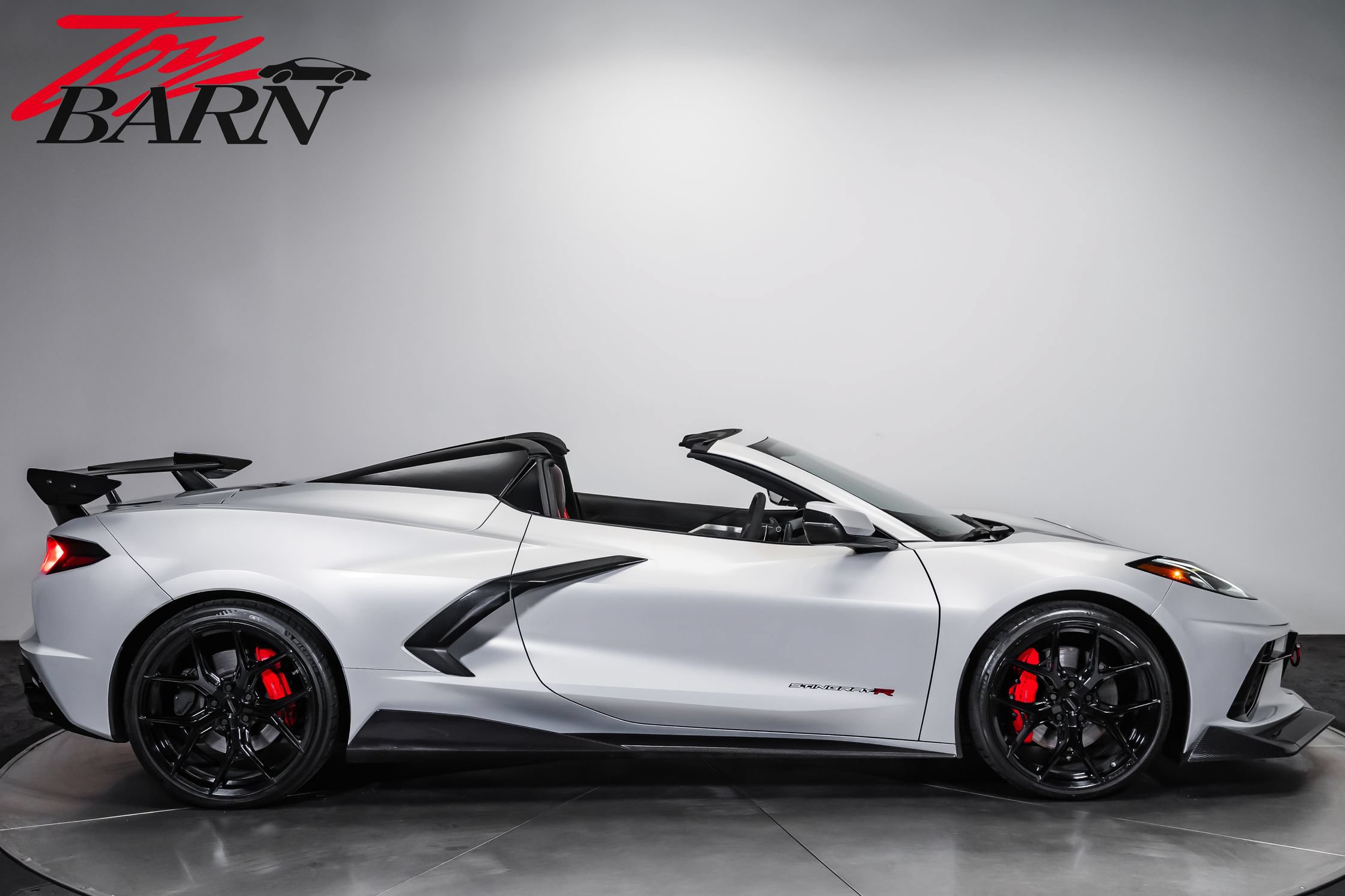 Used 2021 Chevrolet Corvette Stingray Premium Conv w/ Z51 Performance Package RWD image 6