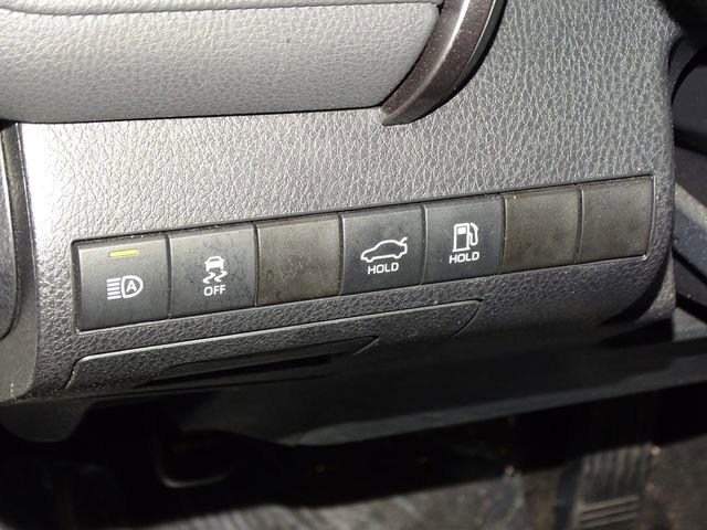 Used 2023 Toyota Camry SE FWD image 18