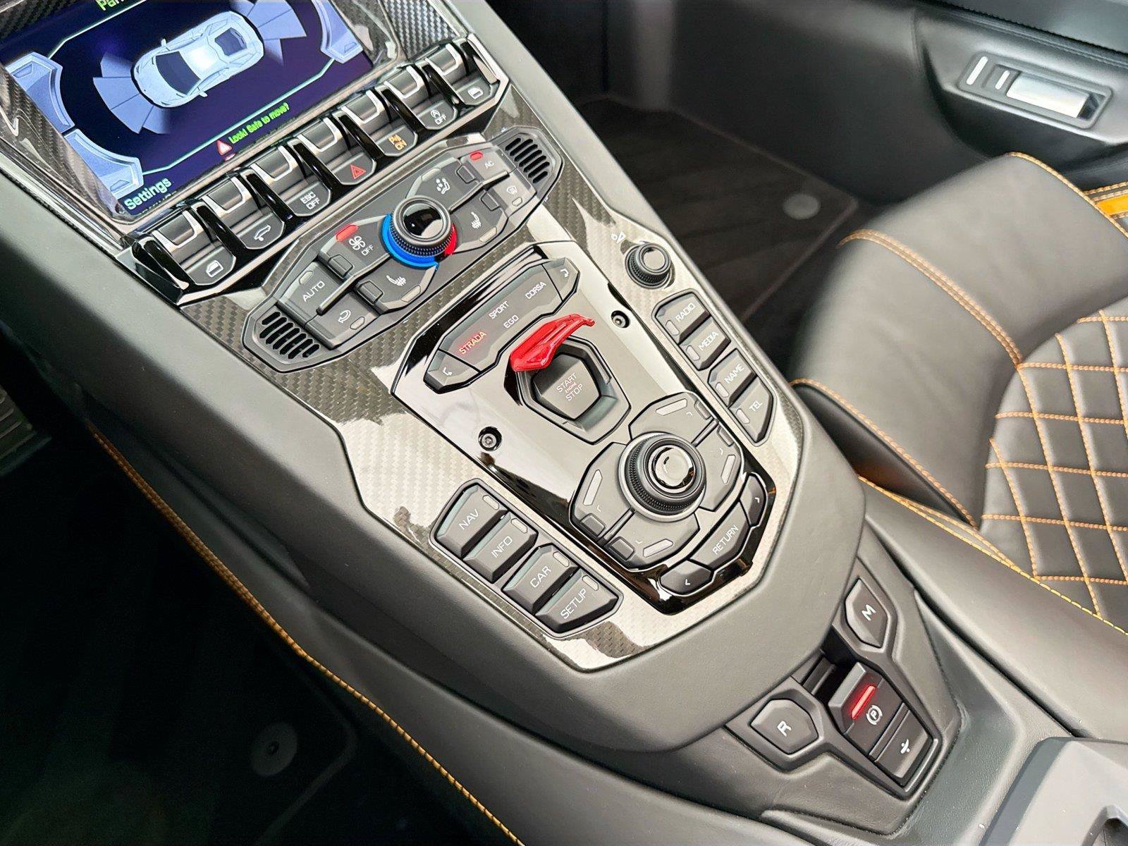 Used 2019 Lamborghini Aventador S AWD/4WD image 20