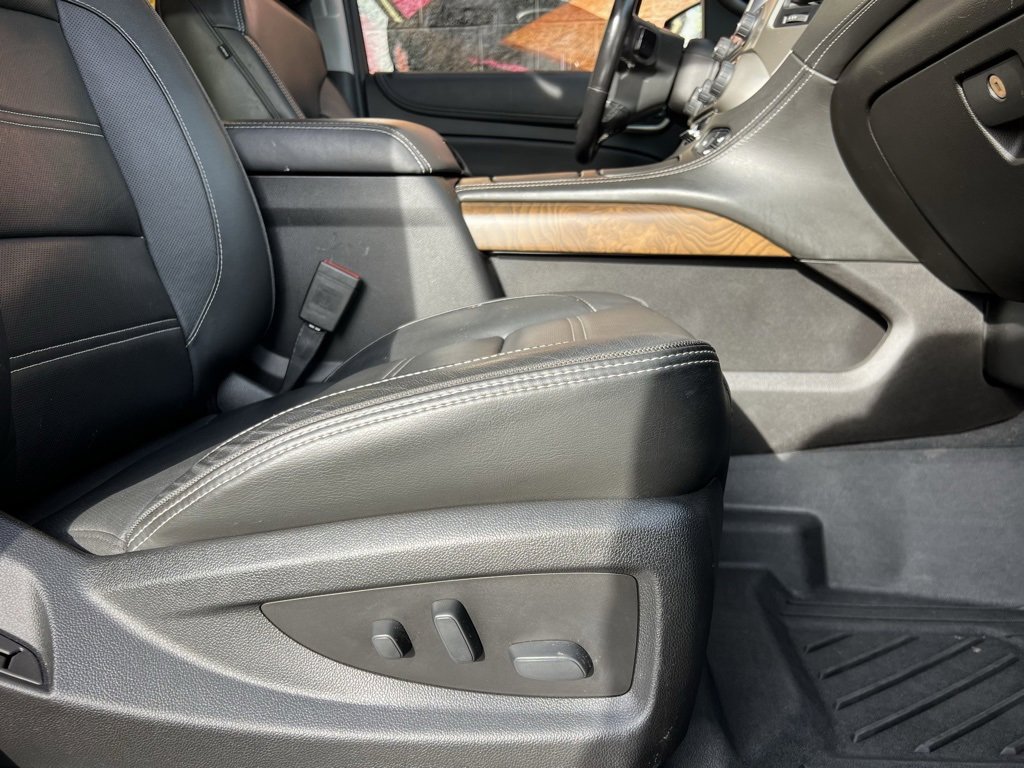 Used 2019 GMC Yukon Denali w/ Denali Ultimate Package image 40