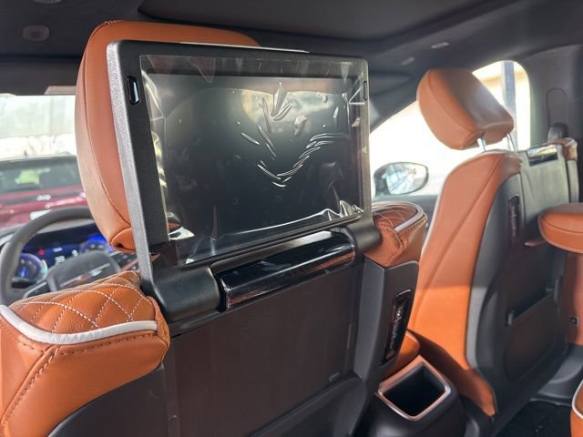 New 2026 Chrysler Pacifica Pinnacle FWD image 16