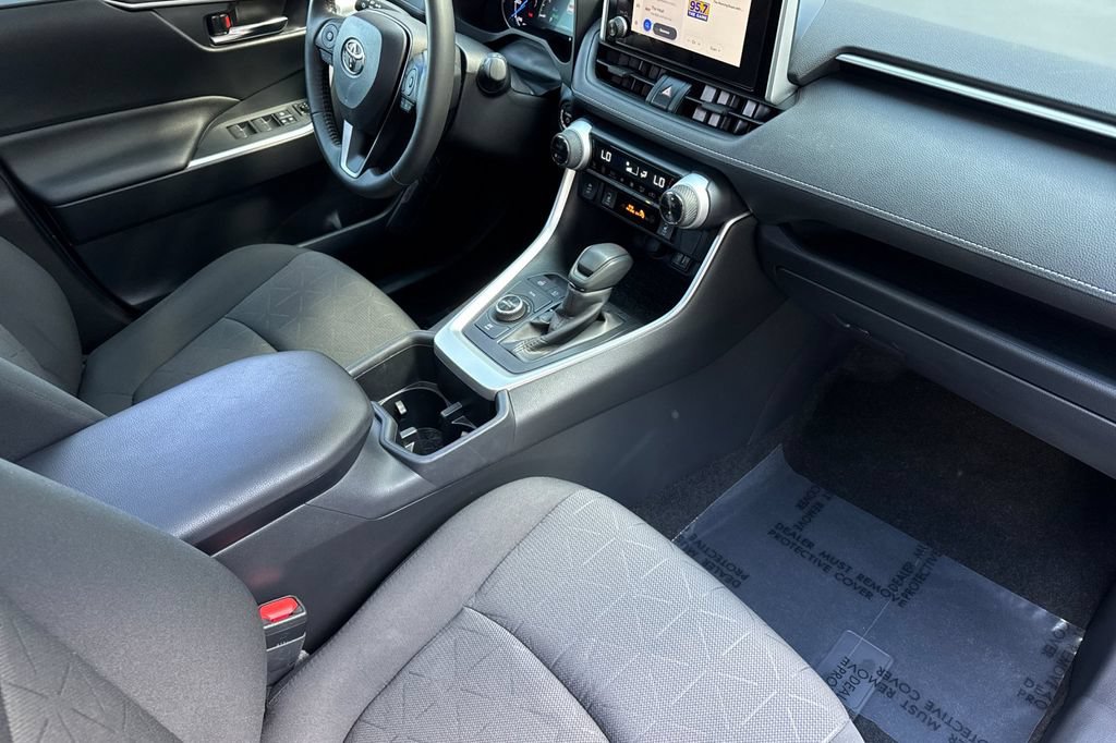 Used 2023 Toyota RAV4 XLE w/ Convenience Package AWD/4WD image 15