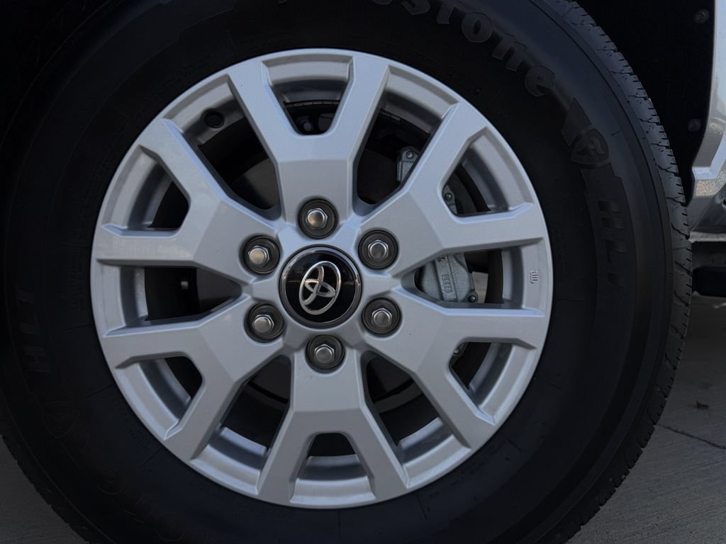 Used 2026 Toyota Tacoma SR AWD/4WD image 7