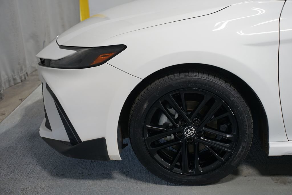 Certified 2025 Toyota Camry SE image 5