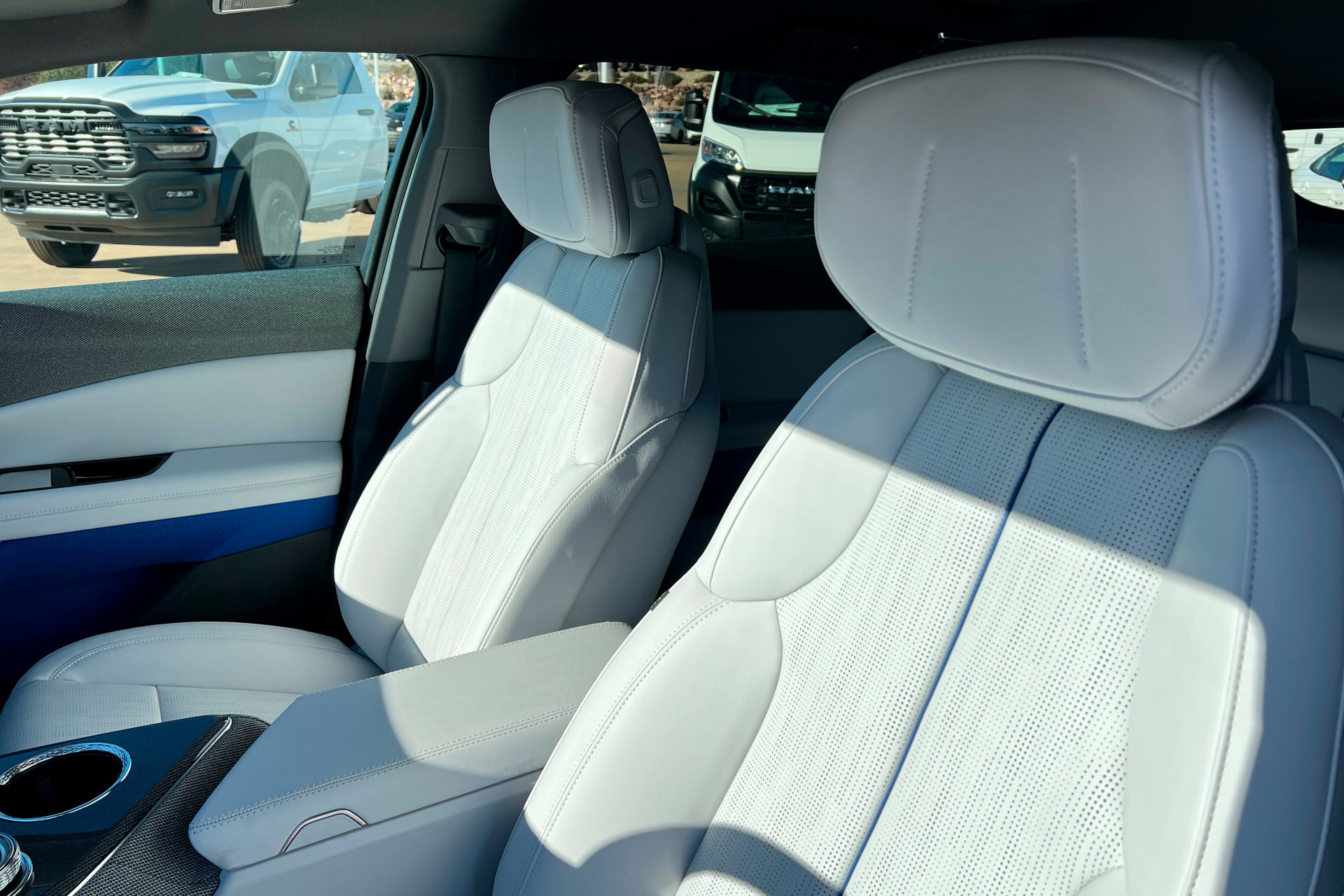 New 2026 Cadillac Optiq Sport 2 w/ LPO, Floor Liner Package image 17