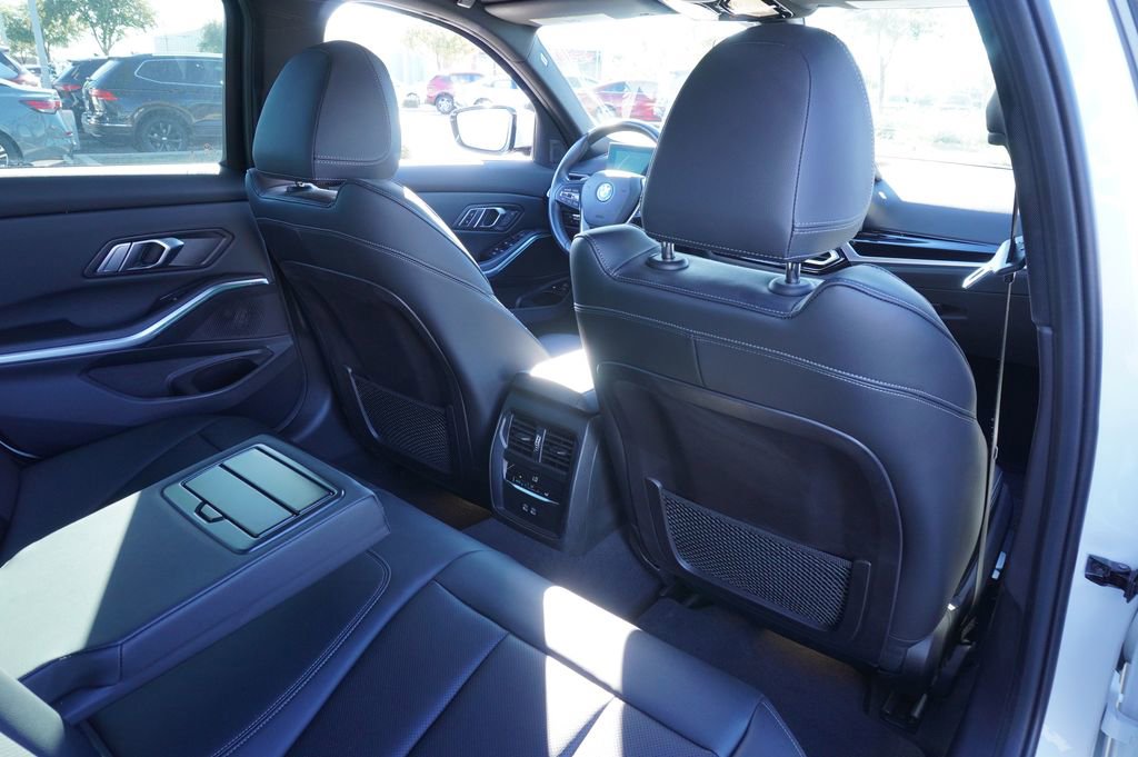 Used 2023 BMW 330e w/ Driving Assistance Package image 10
