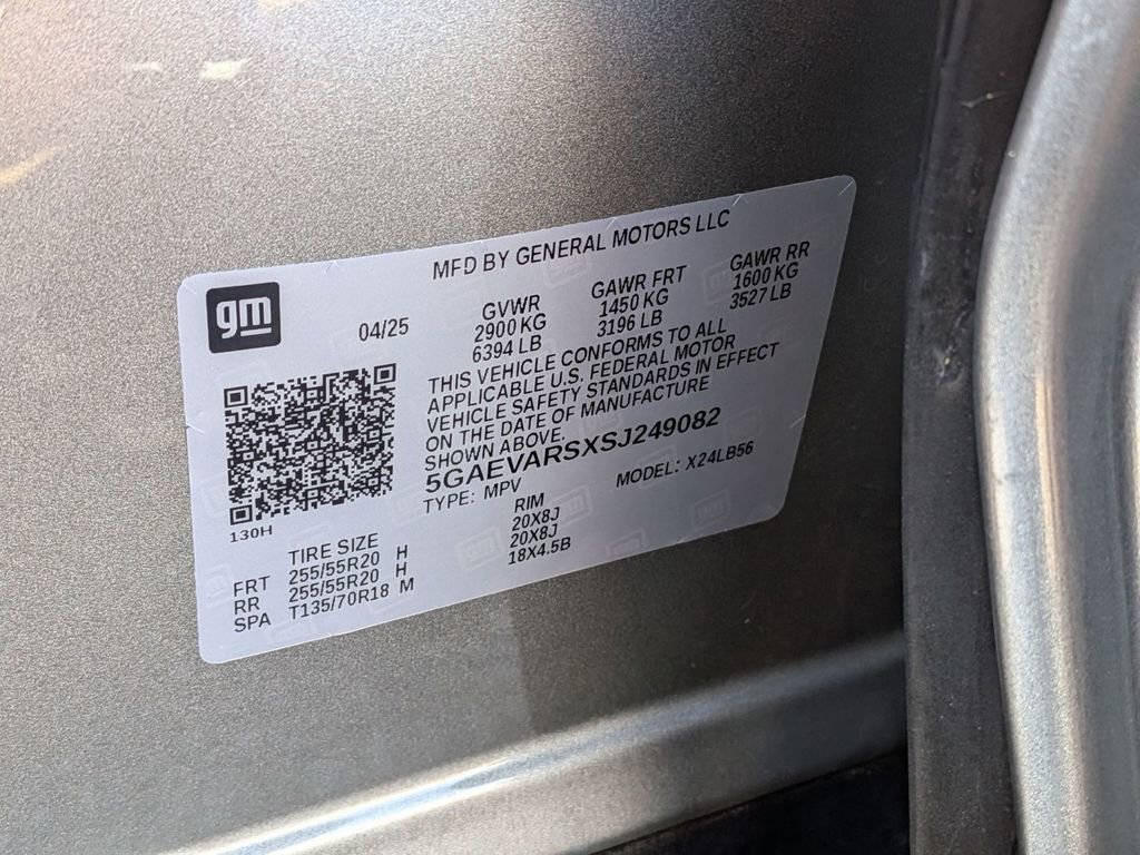 Used 2025 Buick Enclave Preferred AWD/4WD image 39