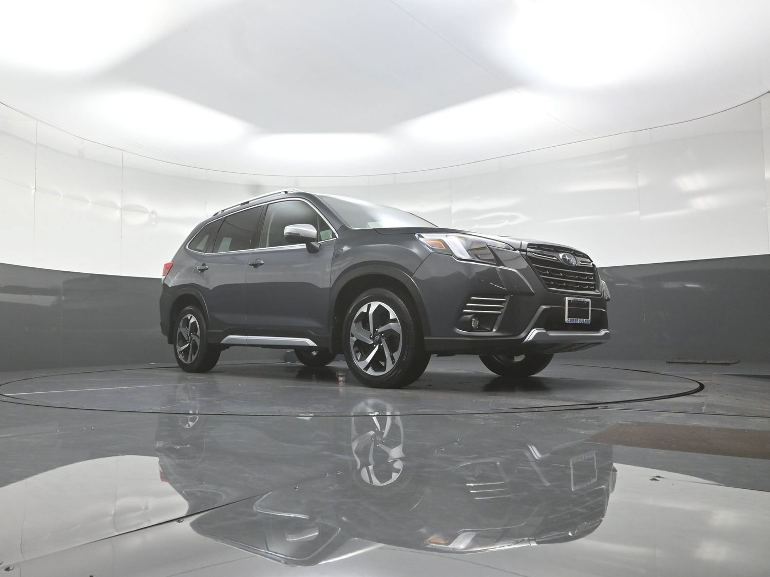 Used 2023 Subaru Forester Touring AWD/4WD image 9