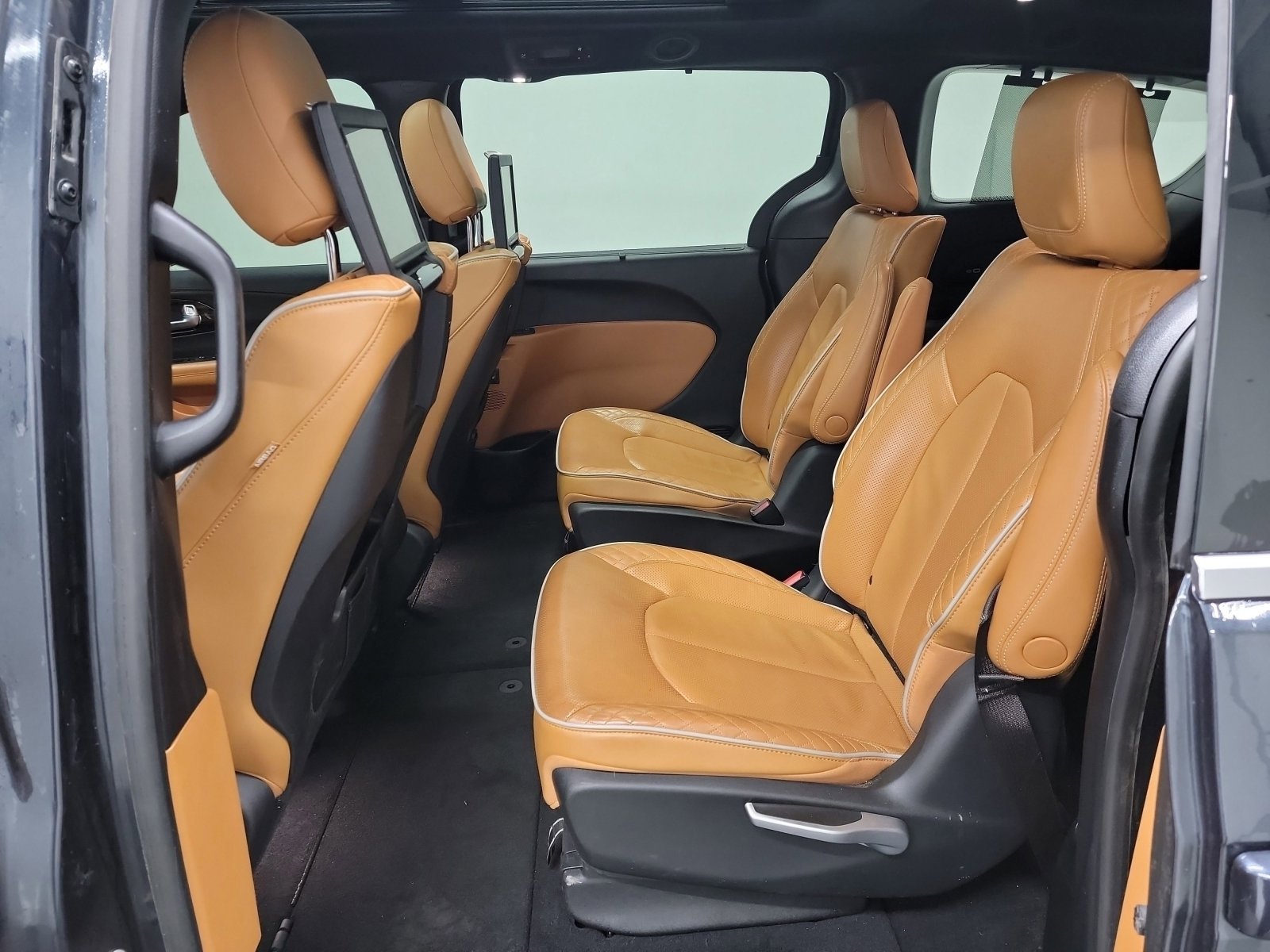 Used 2021 Chrysler Pacifica Pinnacle image 30