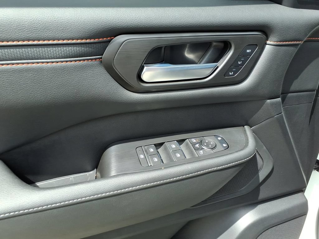 New 2026 Nissan Armada PRO-4X AWD/4WD image 13