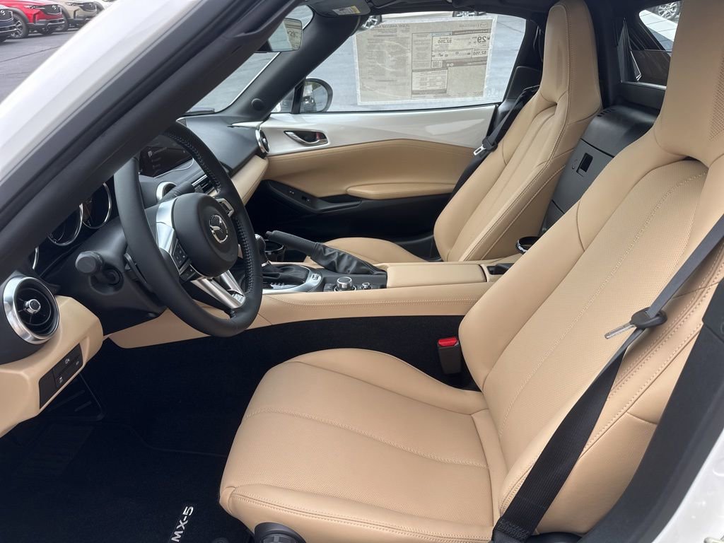 New 2026 MAZDA MX-5 Miata RF Grand Touring image 15