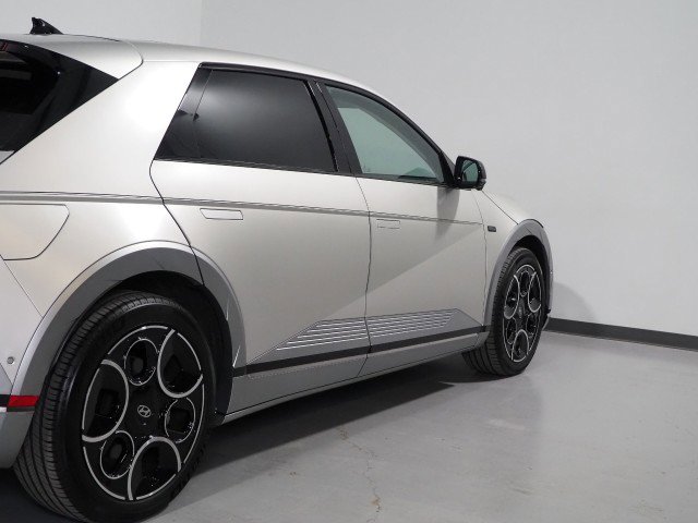 Used 2024 Hyundai Ioniq 5 Limited image 60