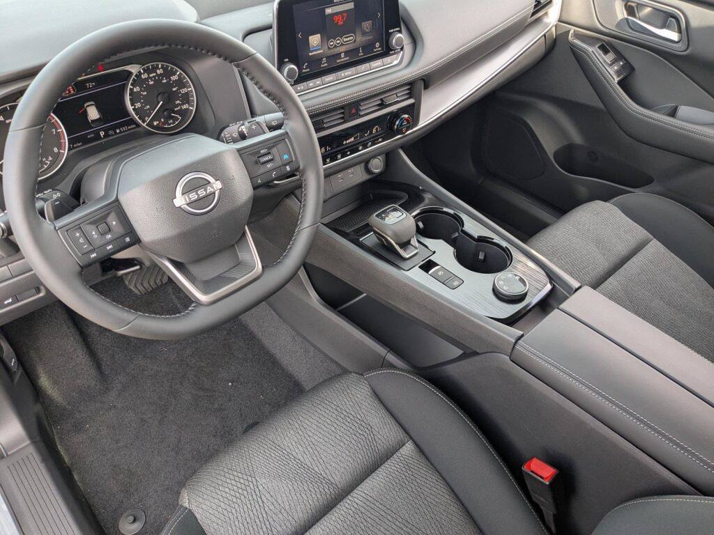New 2026 Nissan Rogue SV AWD/4WD image 10