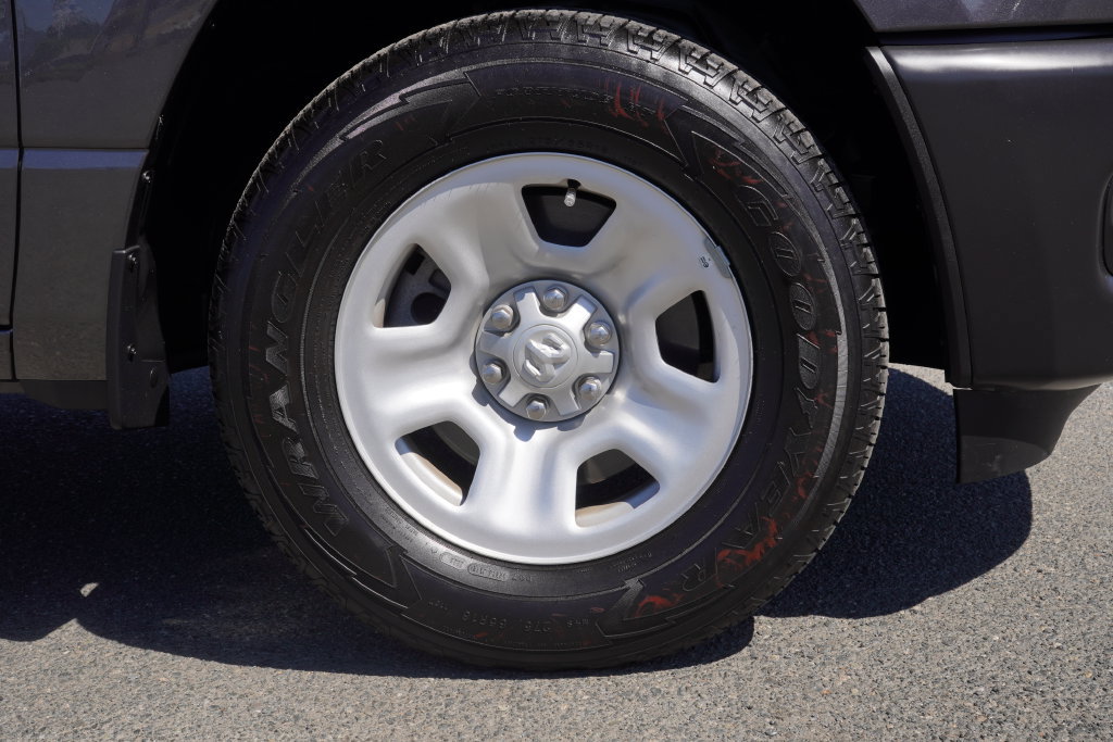 Used 2025 RAM 1500 Tradesman RWD image 10