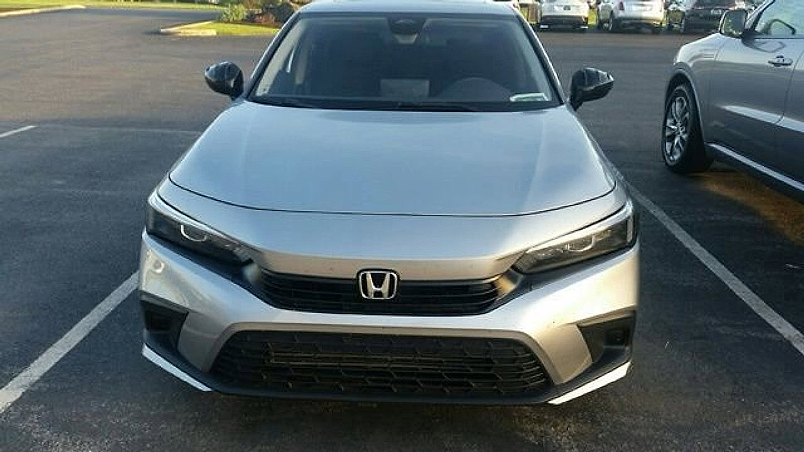Used 2023 Honda Civic EX image 2