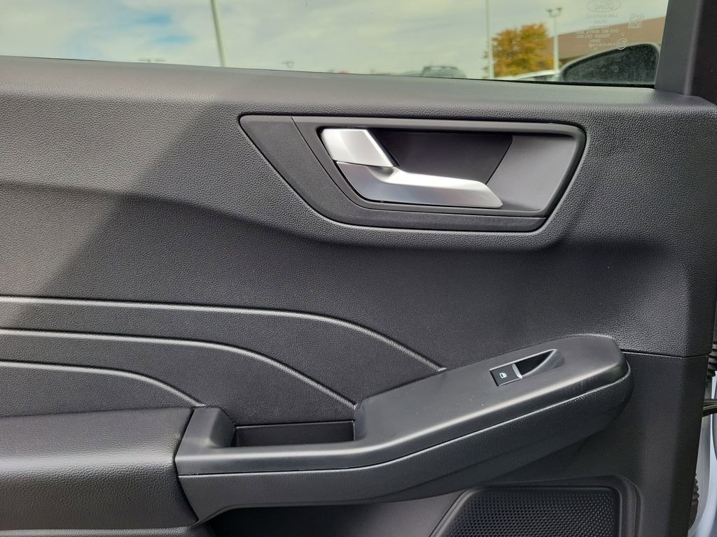 New 2026 Ford Escape ST-Line Select image 14