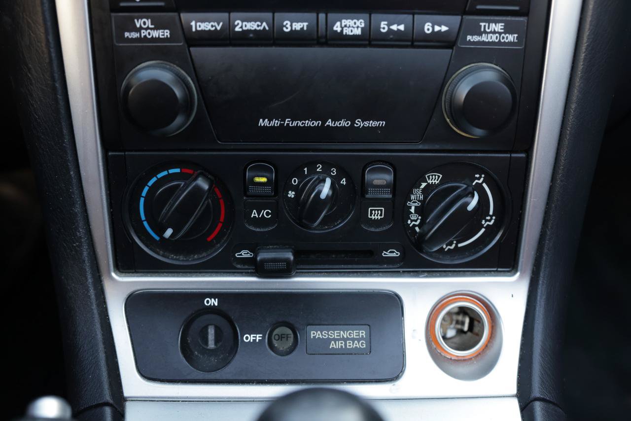 Used 2002 MAZDA MX-5 Miata SE RWD image 25