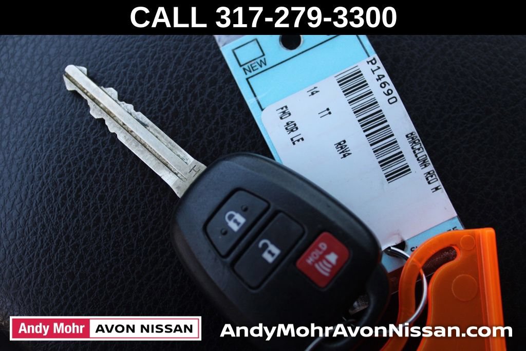 Used 2014 Toyota RAV4 LE FWD image 29