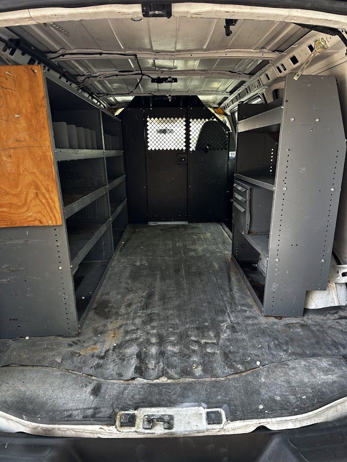 Used 2015 Chevrolet Express 2500 image 13