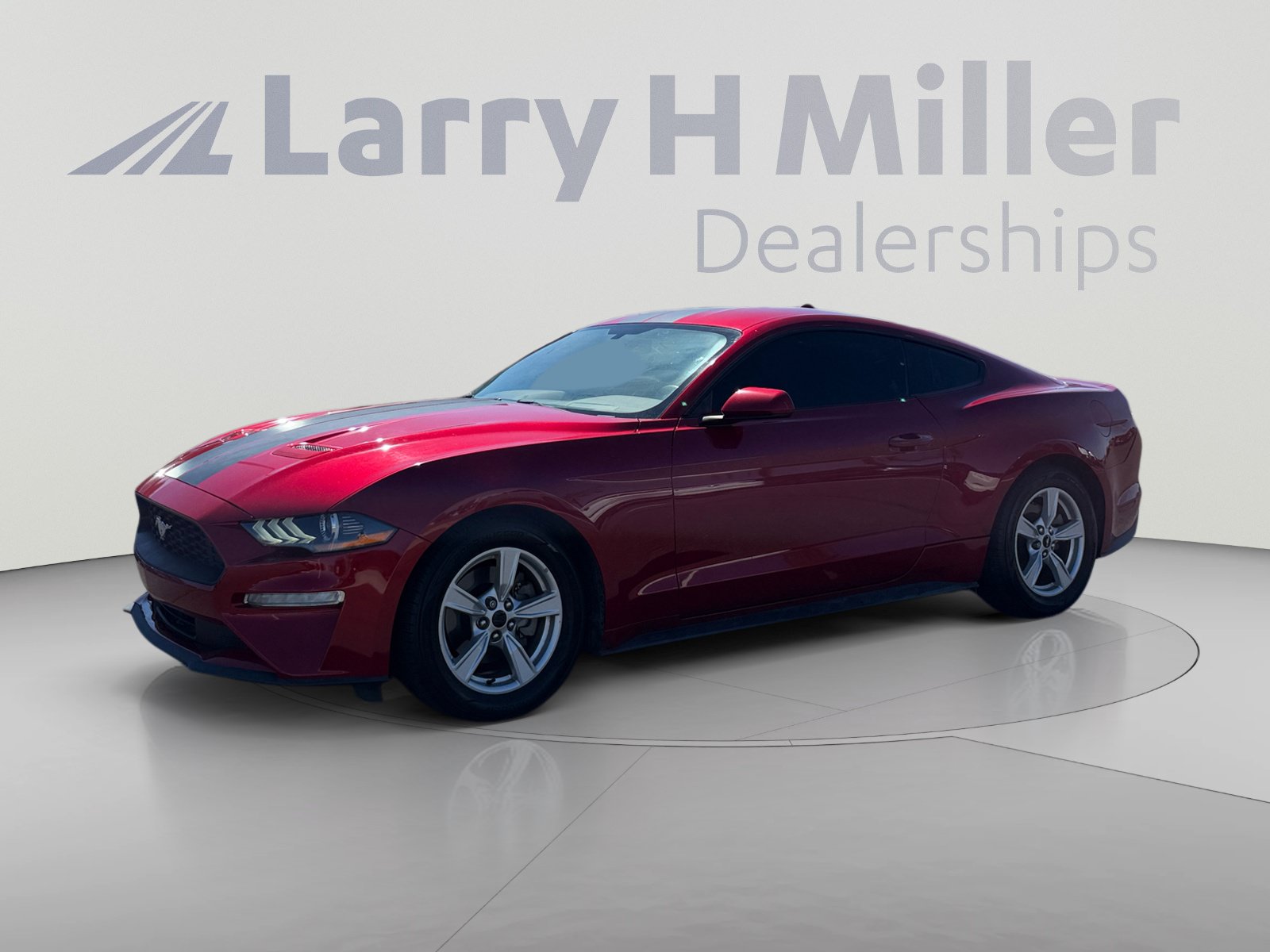 Used 2020 Ford Mustang Coupe RWD image 1