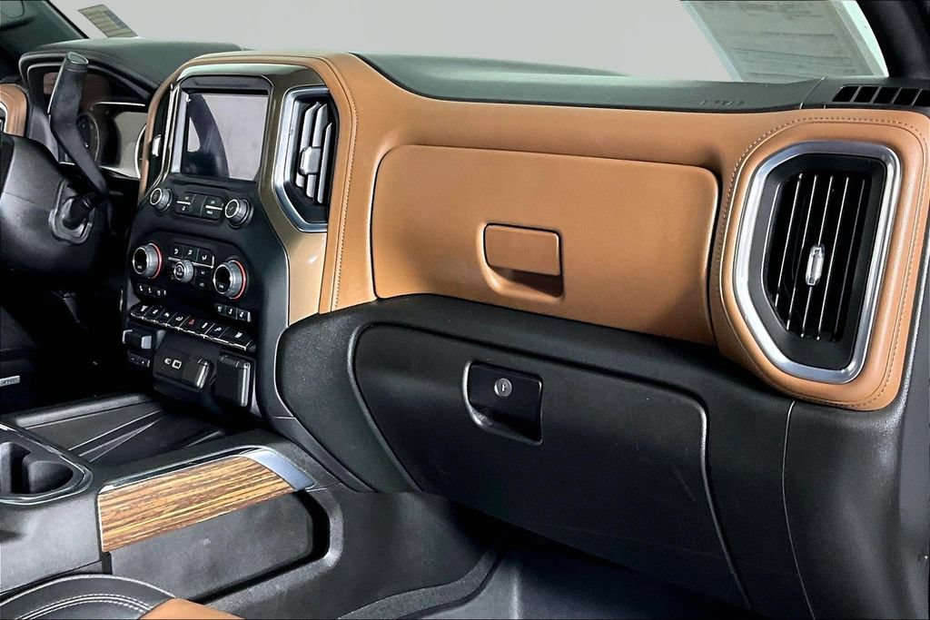 Used 2021 Chevrolet Silverado 3500 High Country AWD/4WD image 26