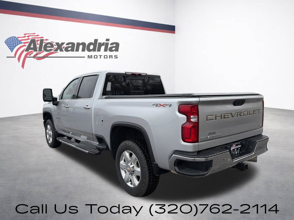 Used 2022 Chevrolet Silverado 3500 LTZ w/ LTZ Convenience Package AWD/4WD image 9