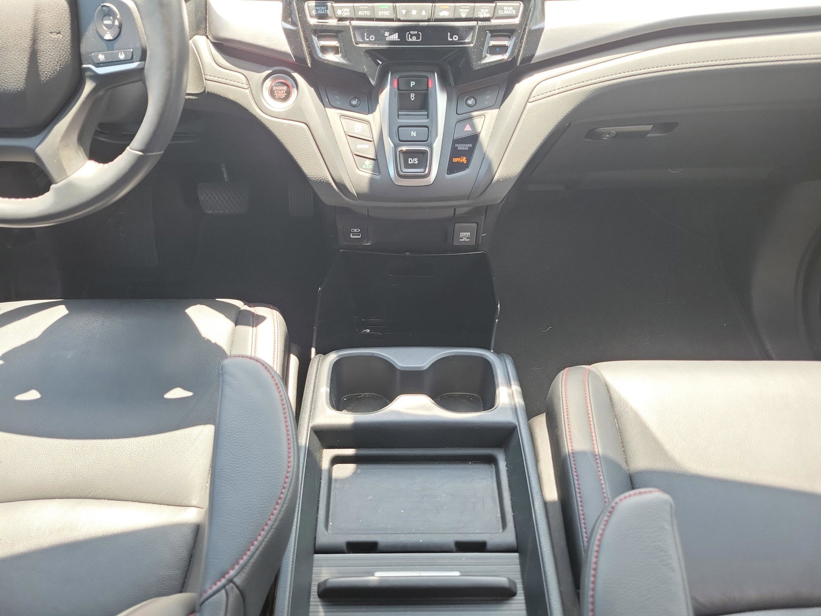 Used 2023 Honda Odyssey Sport image 16