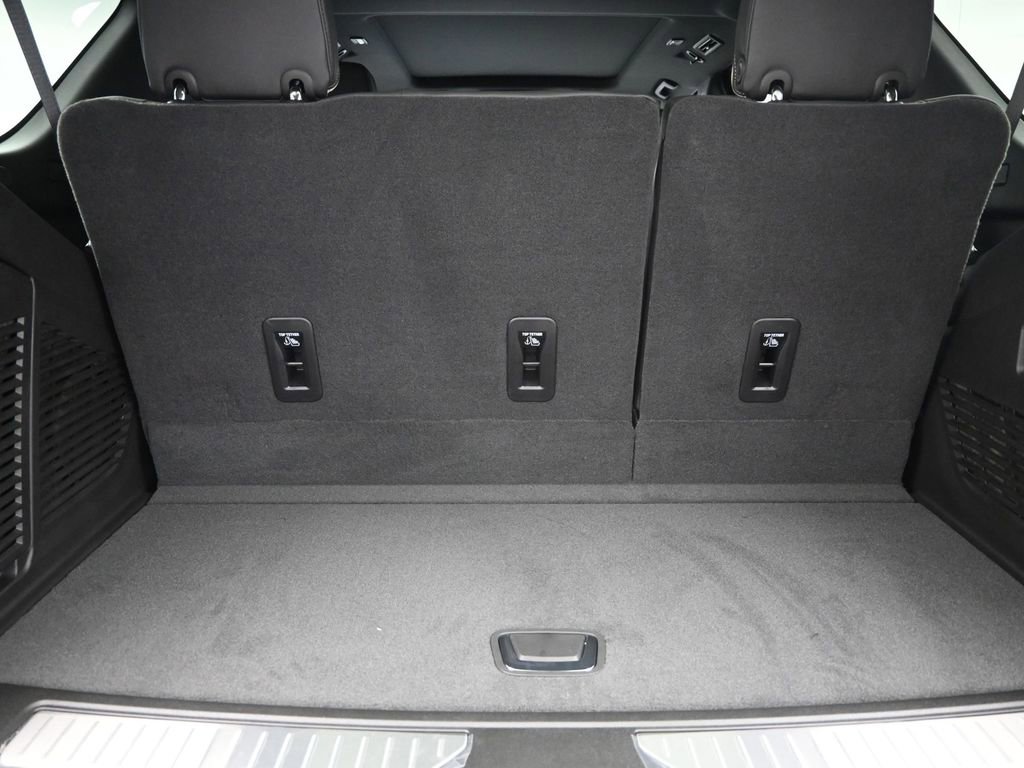 New 2026 Chevrolet Tahoe Premier w/ Sun And Tow Package image 11