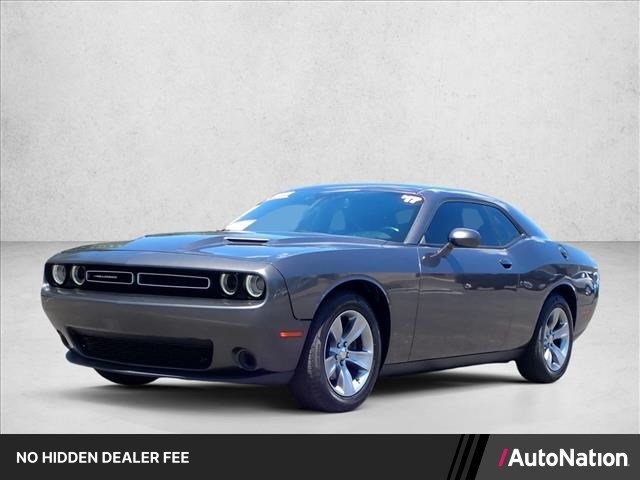 Used 2017 Dodge Challenger SXT